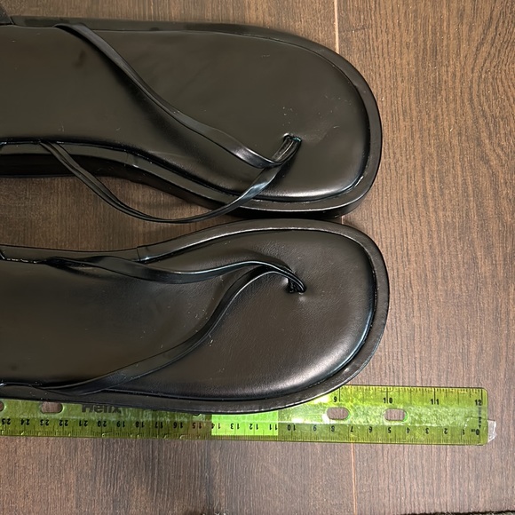 Urban Outfitters Jaida Platform Thong Sandal - Picture 7 of 11